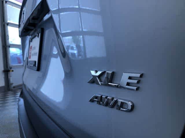 Thumbnail: 2024 Toyota RAV4 - 15