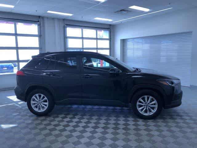 Thumbnail: 2025 Toyota Corolla Cross - 35