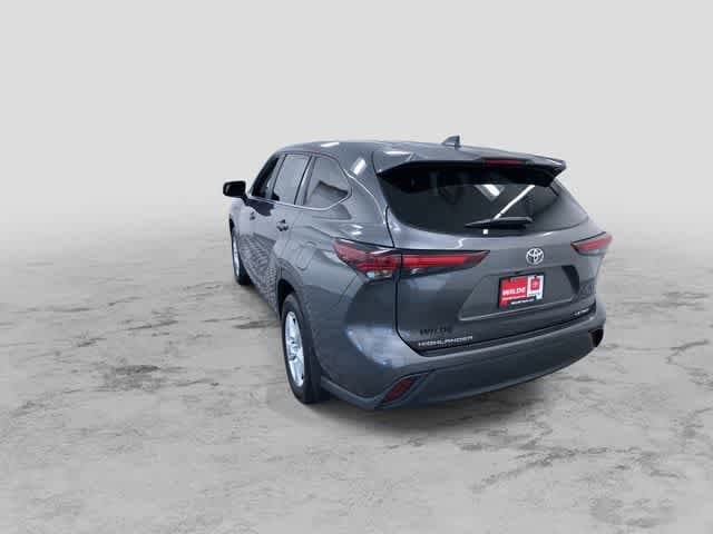 Thumbnail: 2024 Toyota Highlander - 8