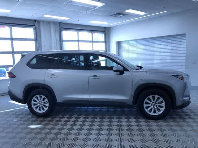 Thumbnail: 2025 Toyota Grand Highlander - 28
