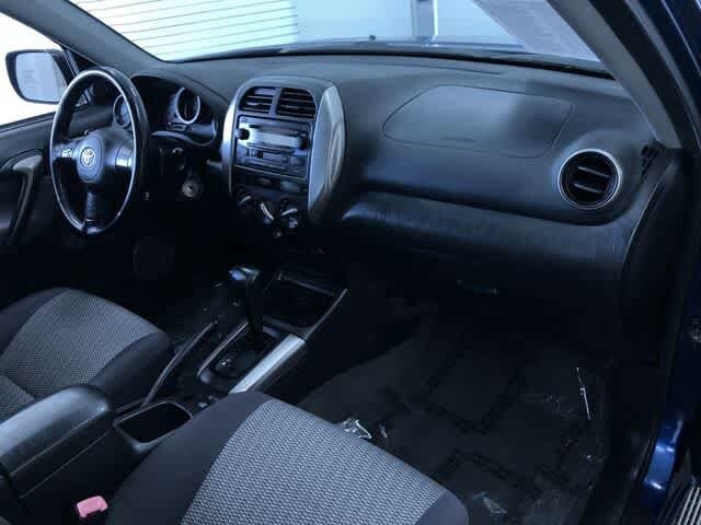 Thumbnail: 2005 Toyota RAV4 - 22