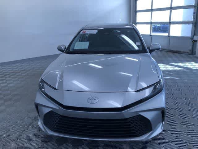 Thumbnail: 2025 Toyota Camry - 15