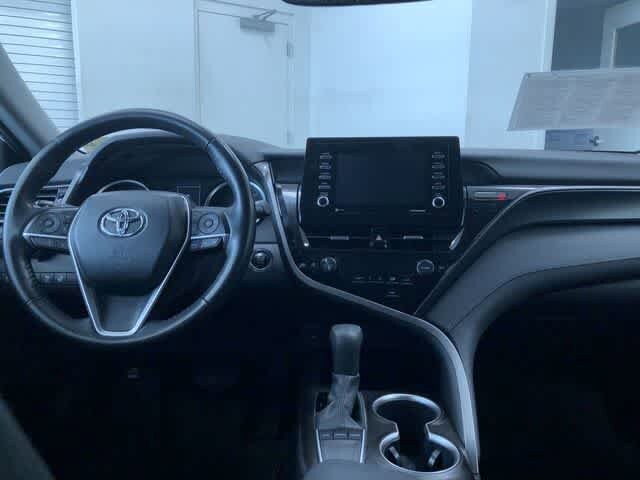 Thumbnail: 2022 Toyota Camry - 16