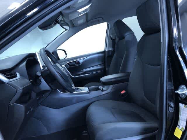 Thumbnail: 2025 Toyota RAV4 - 18