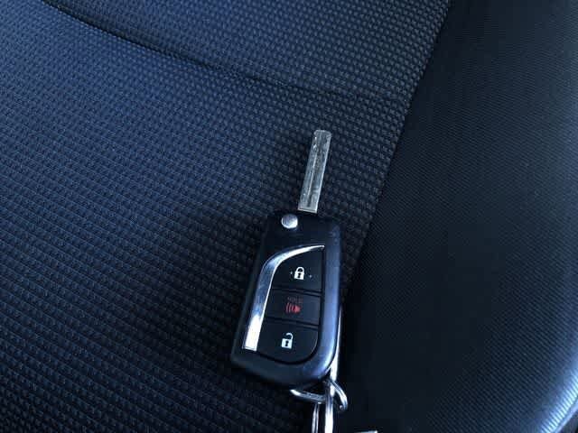 Thumbnail: 2024 Toyota RAV4 - 32