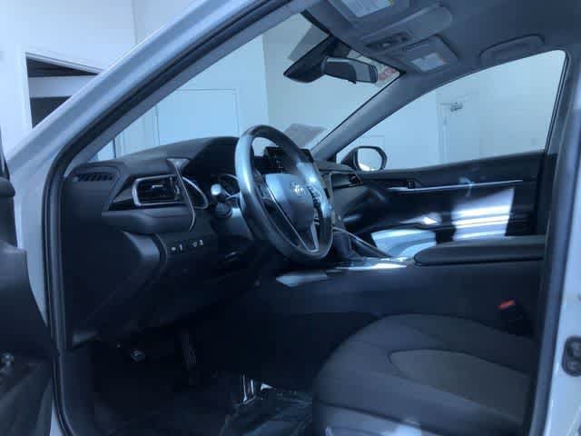 Thumbnail: 2023 Toyota Camry - 10