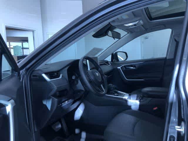 Thumbnail: 2024 Toyota RAV4 - 10