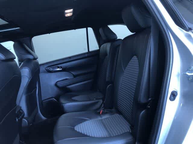 Thumbnail: 2025 Toyota Highlander - 17