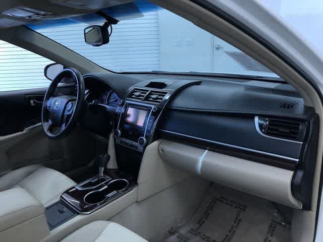 Thumbnail: 2013 Toyota Camry - 24