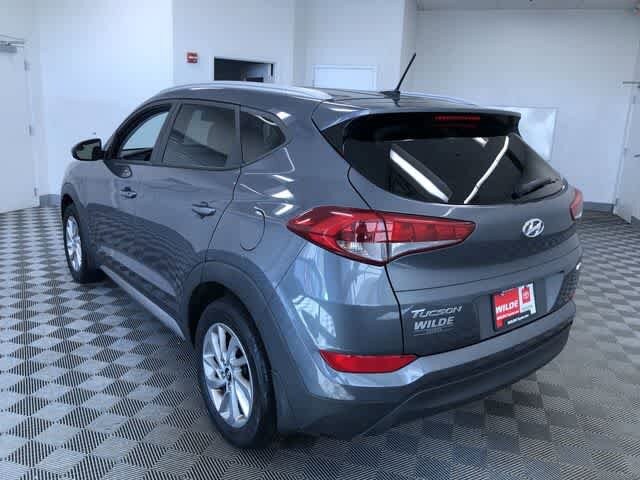2017 Hyundai Tucson SE Sport photo 3