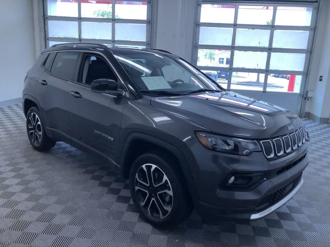 Thumbnail: 2022 Jeep Compass - 36