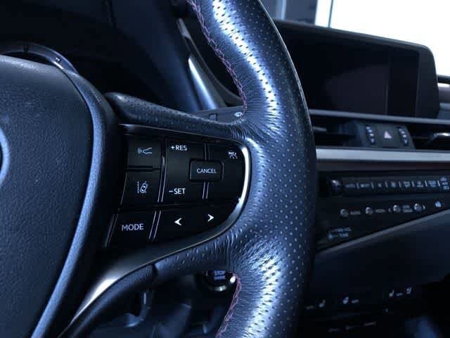 Thumbnail: 2019 Lexus ES - 27