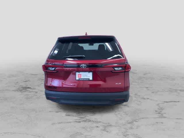 Thumbnail: 2025 Toyota Grand Highlander - 8