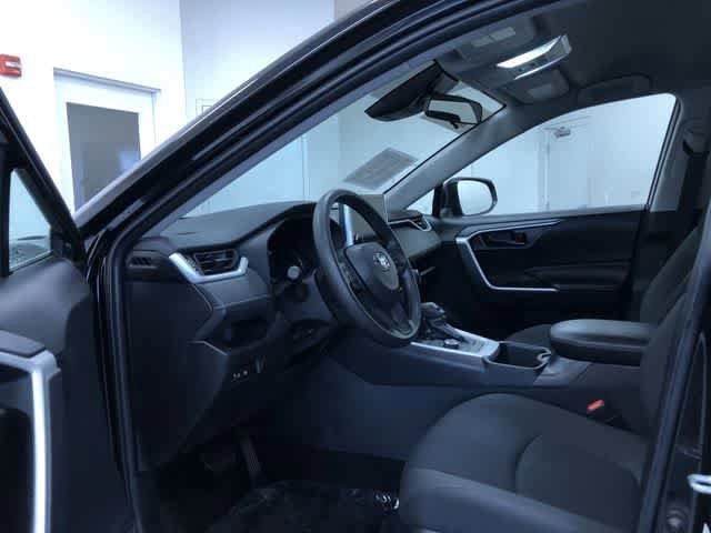 Thumbnail: 2025 Toyota RAV4 - 10