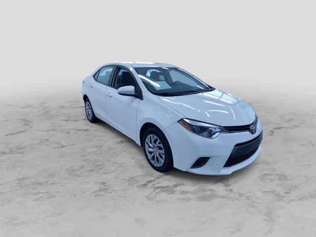 Thumbnail: 2015 Toyota Corolla - 3
