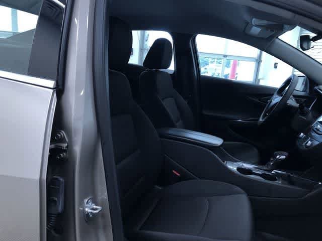 Thumbnail: 2024 Chevrolet Malibu - 23