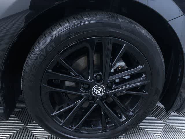 Thumbnail: 2025 Toyota Camry - 18