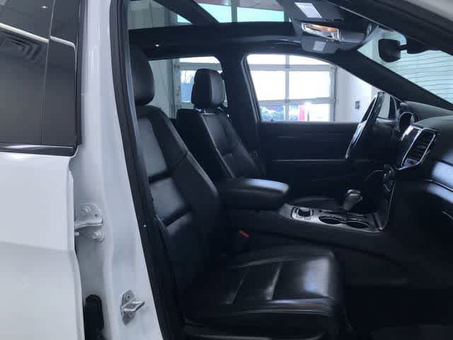 Thumbnail: 2019 Jeep Grand Cherokee - 14