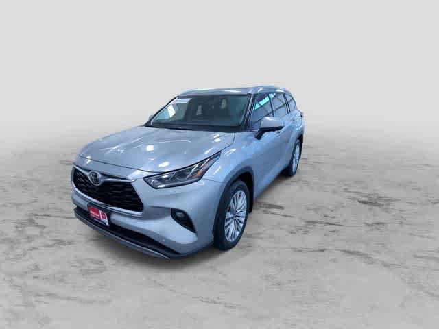 Thumbnail: 2024 Toyota Highlander - 5