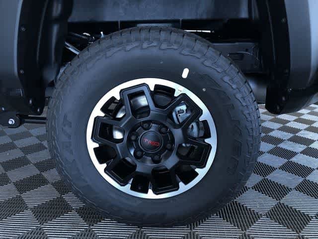 Thumbnail: 2025 Toyota Tacoma - 10