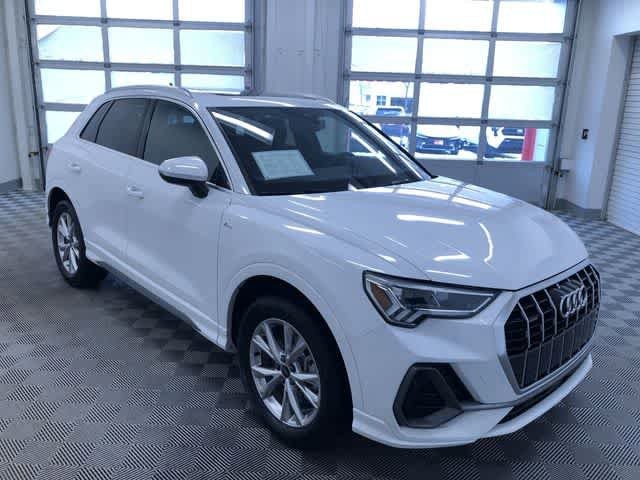 Thumbnail: 2025 Audi Q3 - 36