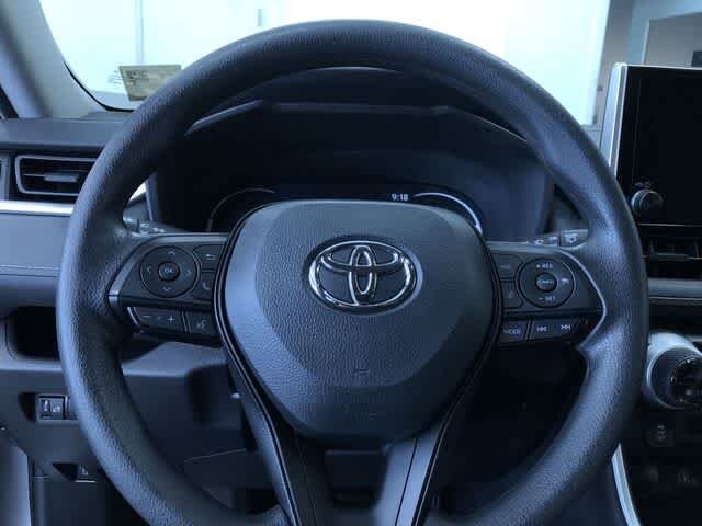 Thumbnail: 2025 Toyota RAV4 - 24