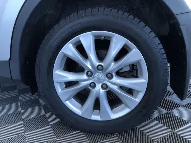 Thumbnail: 2013 Toyota RAV4 - 16