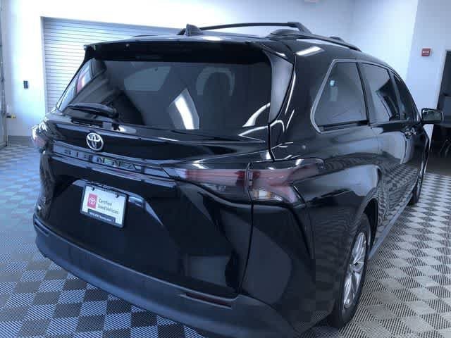 Thumbnail: 2026 Toyota Sienna - 33