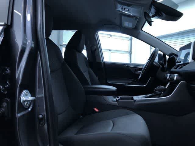 Thumbnail: 2025 Toyota RAV4 - 24