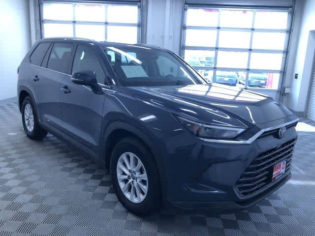 Thumbnail: 2025 Toyota Grand Highlander - 38