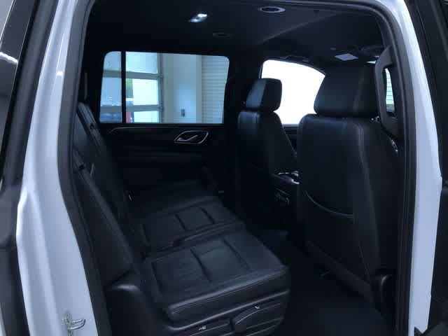 Thumbnail: 2022 Chevrolet Suburban - 15