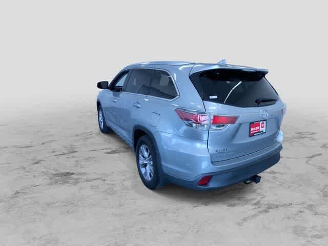 Thumbnail: 2015 Toyota Highlander - 8