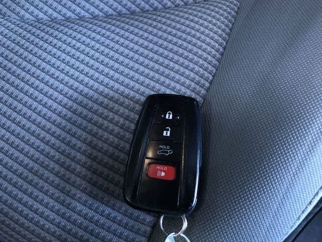 Thumbnail: 2023 Toyota Highlander - 32