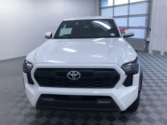 Thumbnail: 2024 Toyota Tacoma - 8