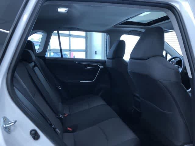 Thumbnail: 2025 Toyota RAV4 - 21