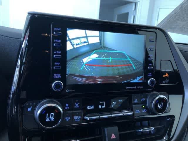 Thumbnail: 2022 Toyota Highlander - 20