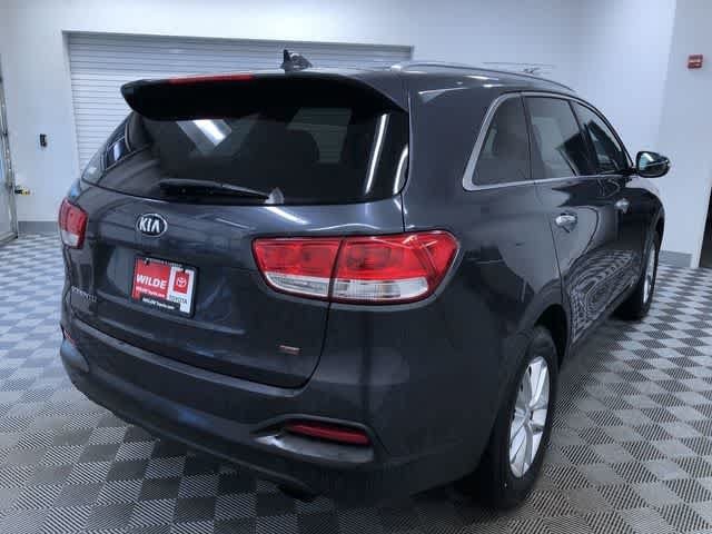 Thumbnail: 2016 Kia Sorento - 35