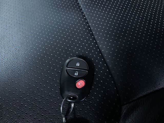 Thumbnail: 2016 Toyota Tundra - 27