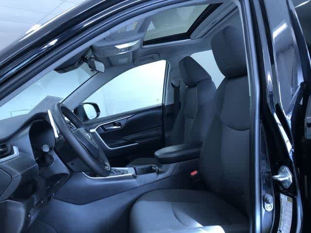 Thumbnail: 2025 Toyota RAV4 - 18