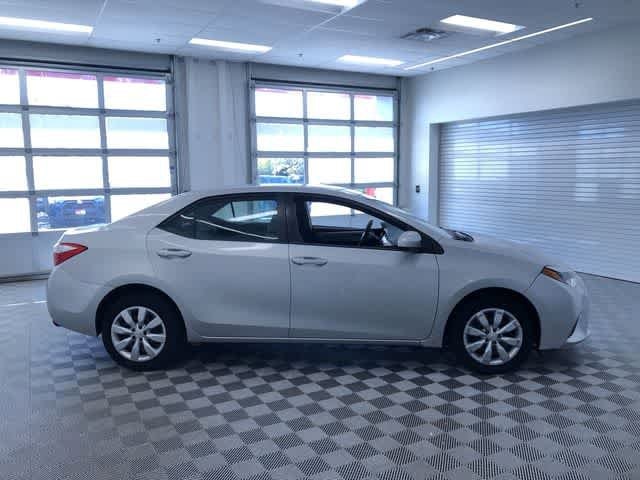 Thumbnail: 2014 Toyota Corolla - 26