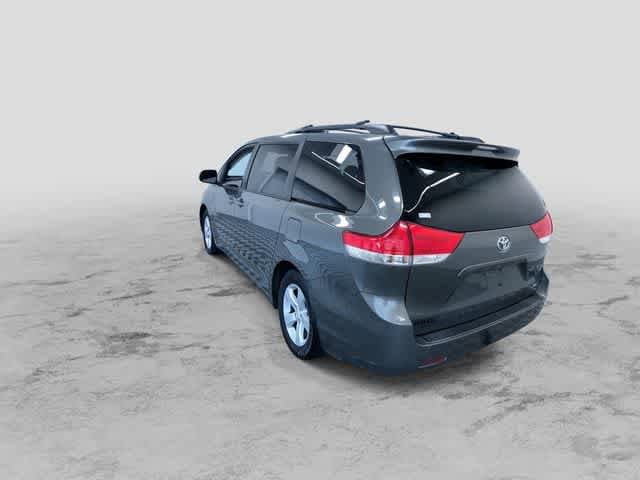 Thumbnail: 2012 Toyota Sienna - 7