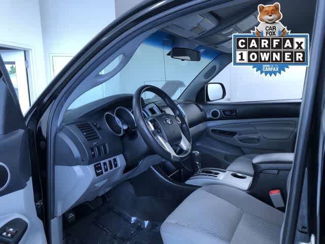 Thumbnail: 2015 Toyota Tacoma - 2