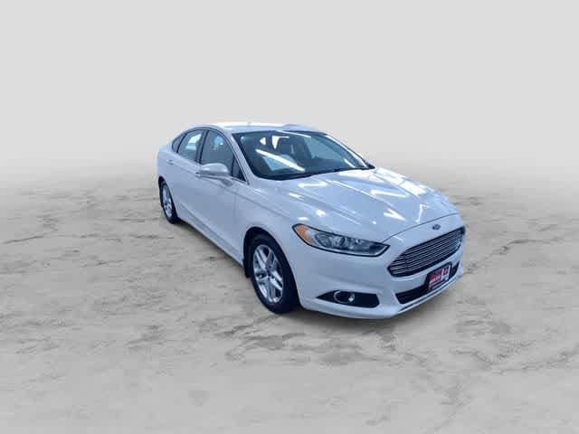 Thumbnail: 2014 Ford Fusion - 3