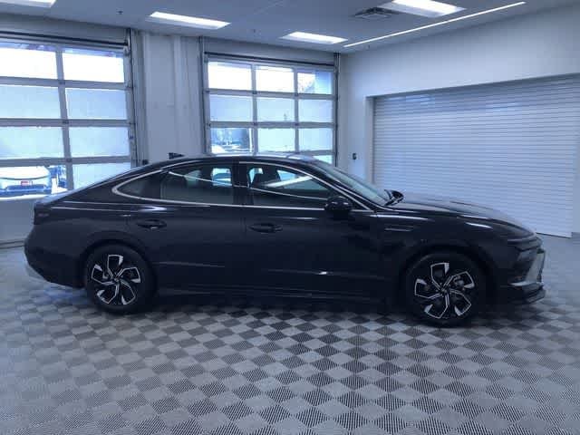 Thumbnail: 2025 Hyundai Sonata - 33