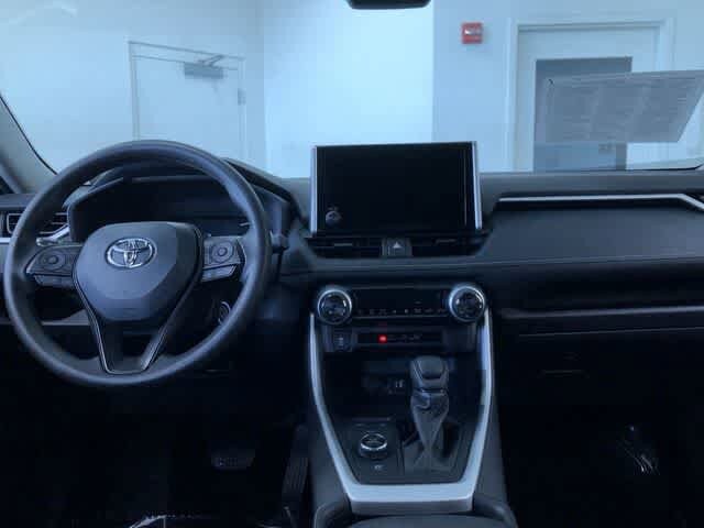 Thumbnail: 2025 Toyota RAV4 - 17
