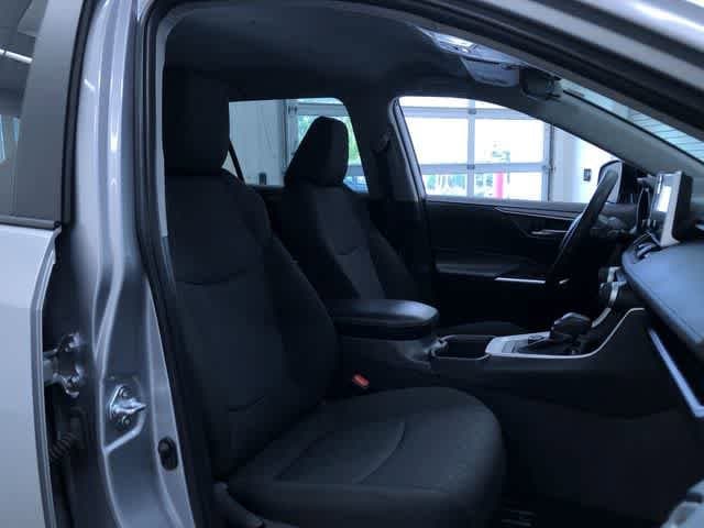 Thumbnail: 2025 Toyota RAV4 - 22