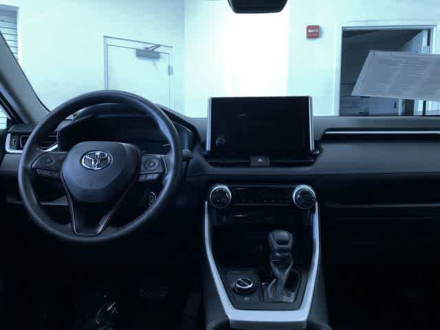 Thumbnail: 2025 Toyota RAV4 - 17