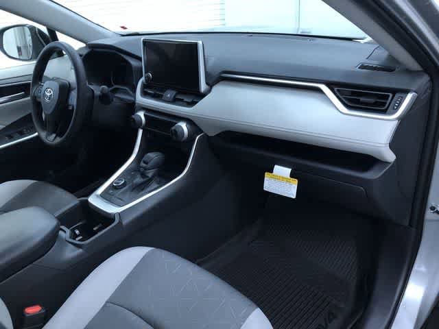 Thumbnail: 2025 Toyota RAV4 - 15