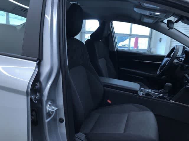 Thumbnail: 2025 Toyota Camry - 22