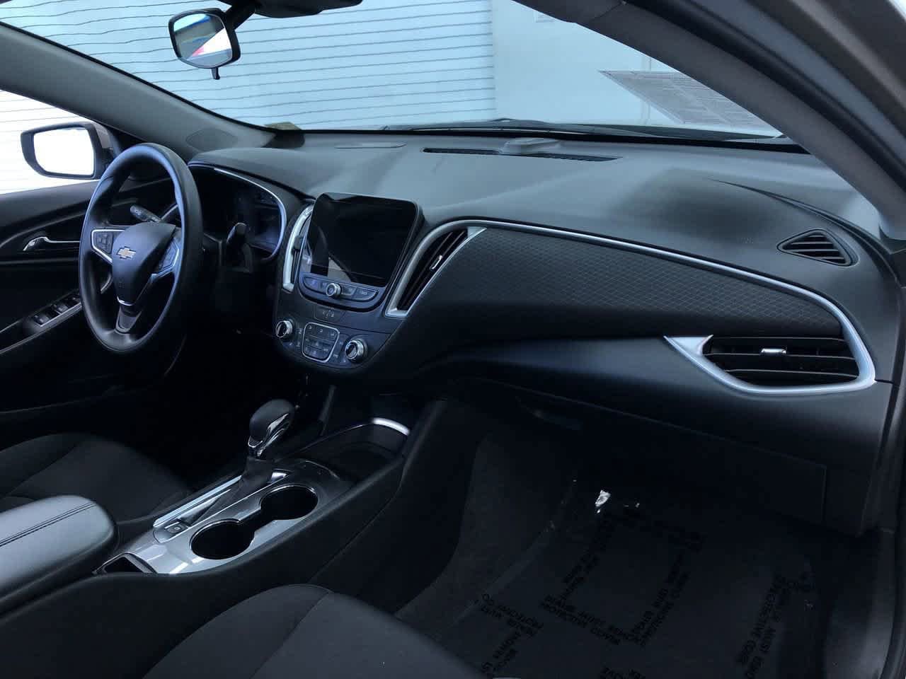 Thumbnail: 2024 Chevrolet Malibu - 23